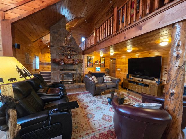 436 Lockehaven Road, Enfield, NH 03748