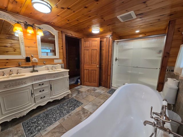 436 Lockehaven Road, Enfield, NH 03748