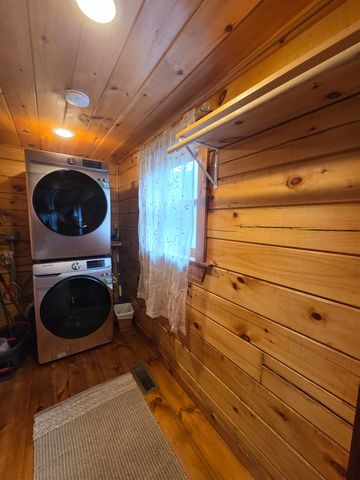436 Lockehaven Road, Enfield, NH 03748