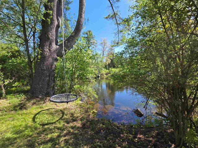 436 Lockehaven Road, Enfield, NH 03748