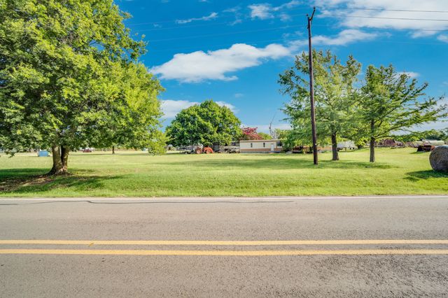 2040 Highridge Lane, Midlothian, TX 76065