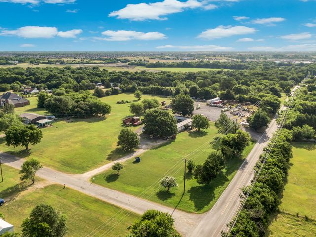 2040 Highridge Lane, Midlothian, TX 76065