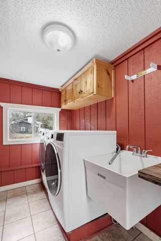 17551 Round Lake Boulevard NW, Andover, MN 55304