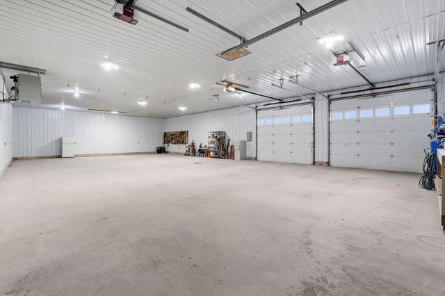 17551 Round Lake Boulevard NW, Andover, MN 55304