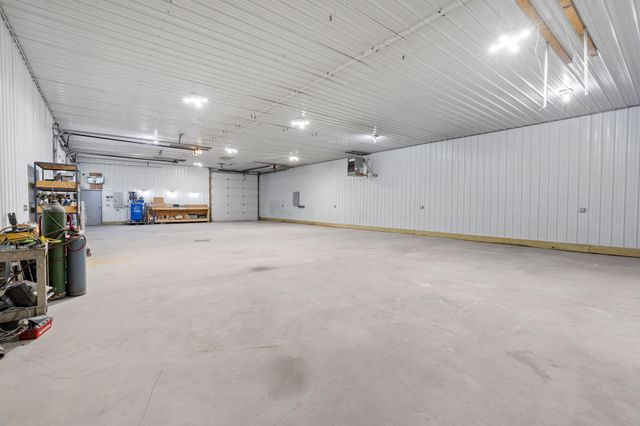 17551 Round Lake Boulevard NW, Andover, MN 55304