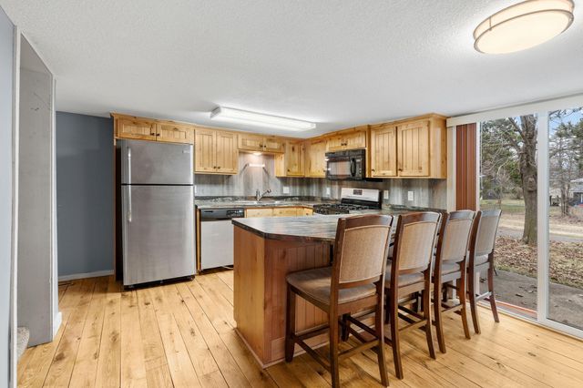 17551 Round Lake Boulevard NW, Andover, MN 55304