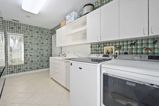 76 S Sewalls Point Road, Sewalls Point, FL 34996