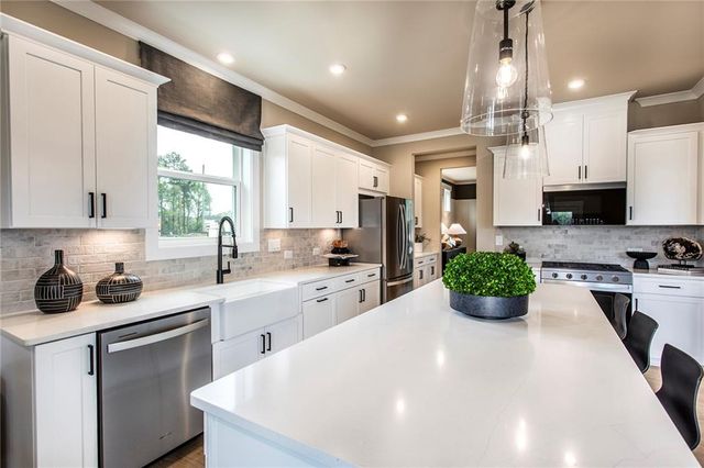 814 Changeup Circle, Lawrenceville, GA 30043