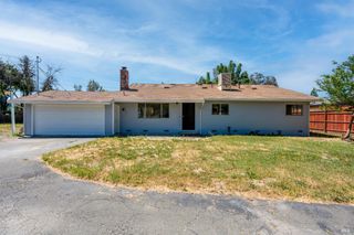 411 Milani Dr, Ukiah, CA 95482