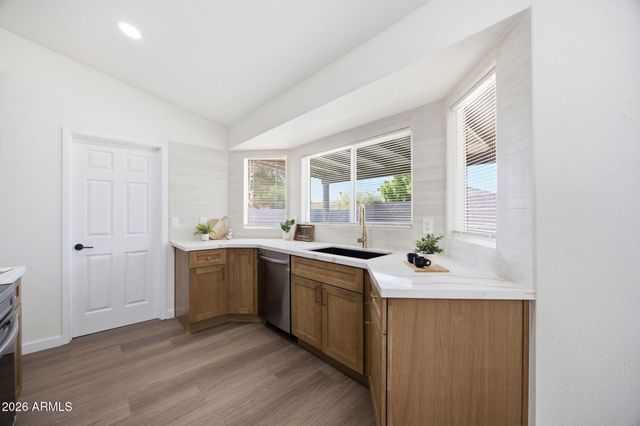 8016 E COLBY Street, Mesa, AZ 85207