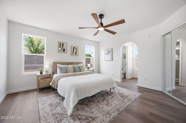 8016 E COLBY Street, Mesa, AZ 85207