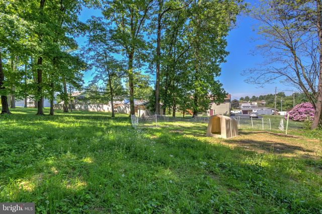 3472 MESSERSMITH RD, York, PA 17408