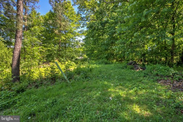 3472 MESSERSMITH RD, York, PA 17408