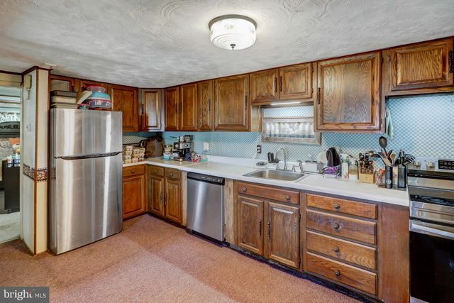 3472 MESSERSMITH RD, York, PA 17408
