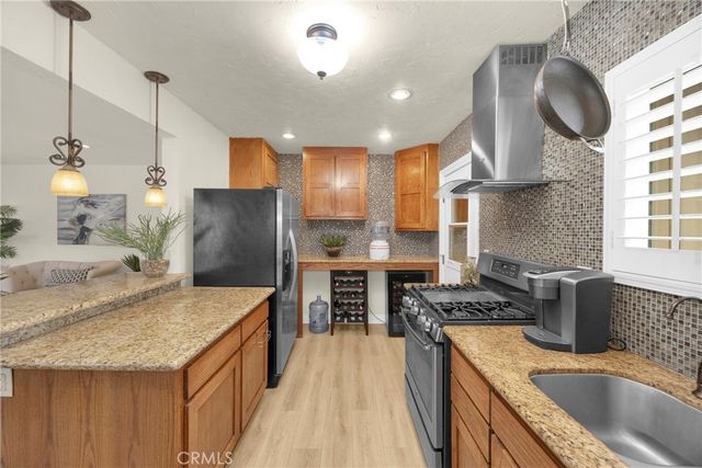 2330 Saint Joseph Avenue, Long Beach, CA 90815