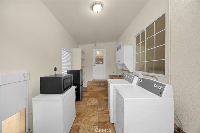 2330 Saint Joseph Avenue, Long Beach, CA 90815