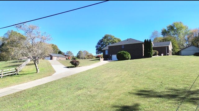 87 Meadowbrook Road, Vanceburg, KY 41179