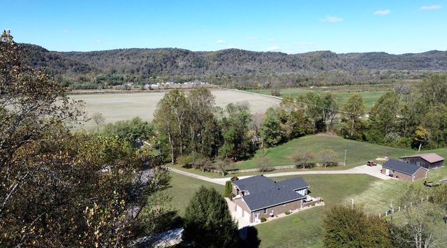 87 Meadowbrook Road, Vanceburg, KY 41179