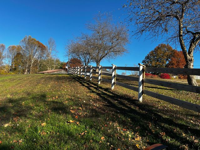 87 Meadowbrook Road, Vanceburg, KY 41179