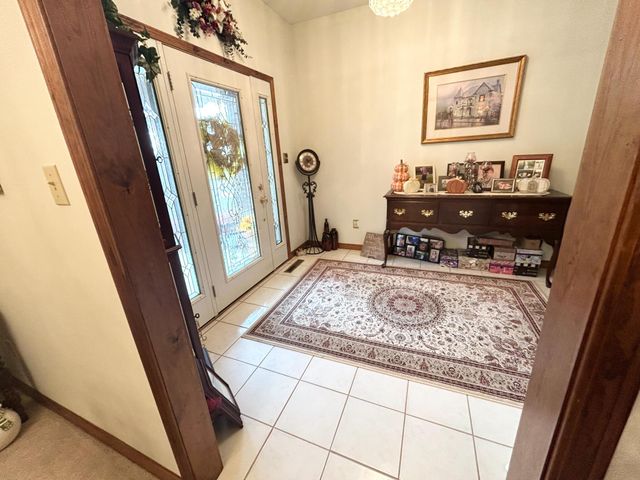 87 Meadowbrook Road, Vanceburg, KY 41179