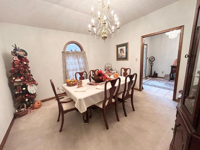 87 Meadowbrook Road, Vanceburg, KY 41179