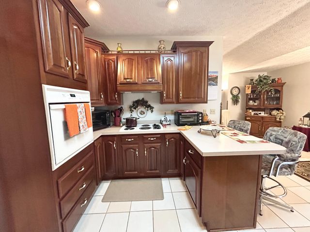 87 Meadowbrook Road, Vanceburg, KY 41179