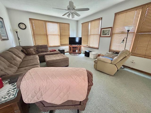 87 Meadowbrook Road, Vanceburg, KY 41179