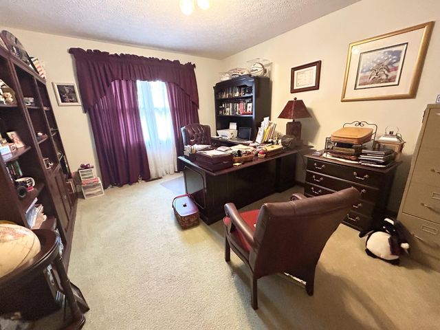 87 Meadowbrook Road, Vanceburg, KY 41179