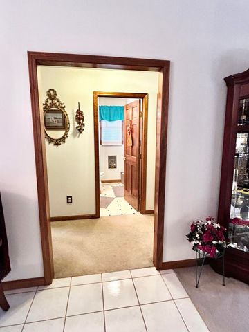 87 Meadowbrook Road, Vanceburg, KY 41179