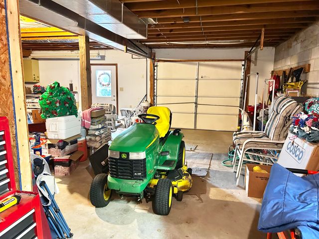 87 Meadowbrook Road, Vanceburg, KY 41179