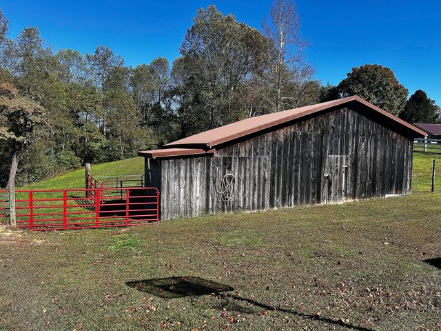 87 Meadowbrook Road, Vanceburg, KY 41179