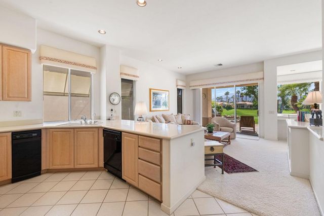 229 White Horse Trail, Palm Desert, CA 92211