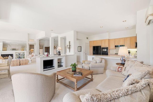 229 White Horse Trail, Palm Desert, CA 92211