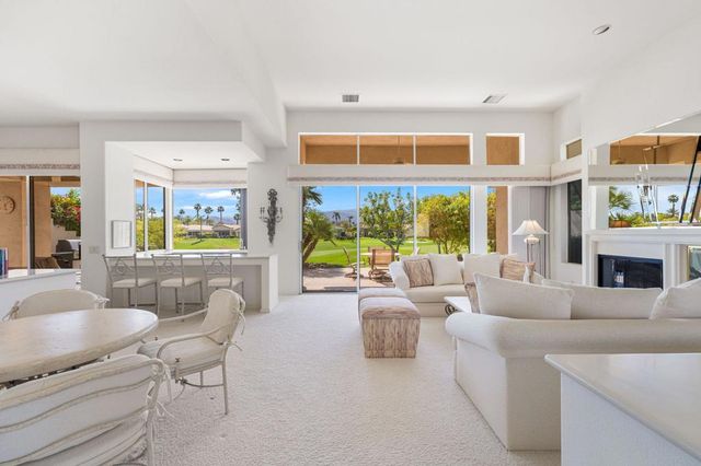 229 White Horse Trail, Palm Desert, CA 92211