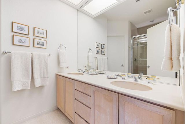 229 White Horse Trail, Palm Desert, CA 92211