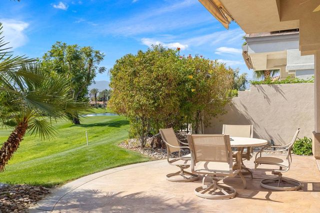 229 White Horse Trail, Palm Desert, CA 92211