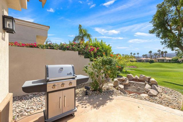 229 White Horse Trail, Palm Desert, CA 92211