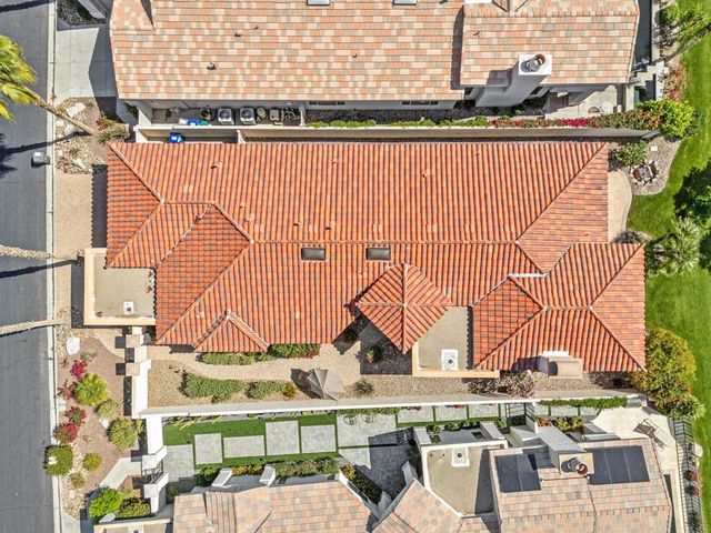 229 White Horse Trail, Palm Desert, CA 92211