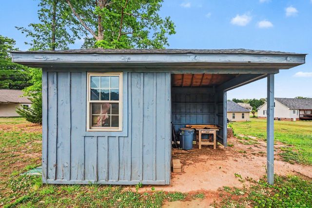 1580 Settle Road, Inman, SC 29349