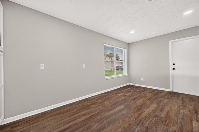 1415 Whispering Pine Drive, Missouri City, TX 77489