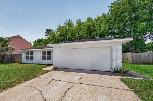 1415 Whispering Pine Drive, Missouri City, TX 77489