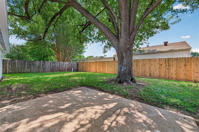 1415 Whispering Pine Drive, Missouri City, TX 77489