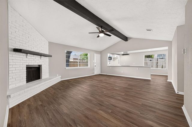 1415 Whispering Pine Drive, Missouri City, TX 77489