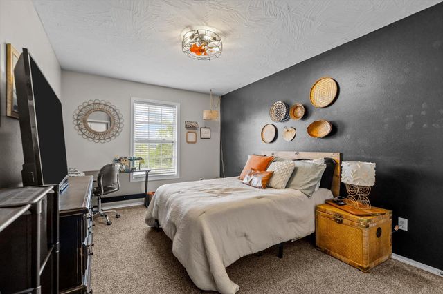 415 Coyote Ridge Drive, Billings, MO 65610