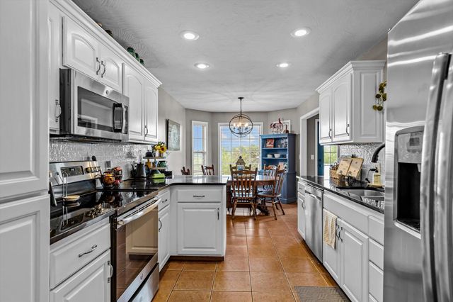 415 Coyote Ridge Drive, Billings, MO 65610