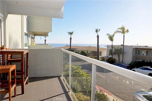 21703 Ocean Vista 201, Laguna Beach, CA 92651