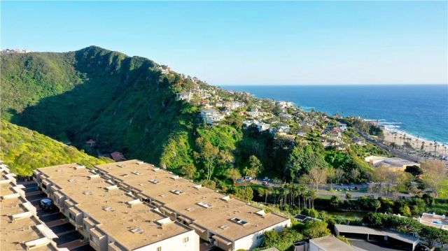21703 Ocean Vista 201, Laguna Beach, CA 92651