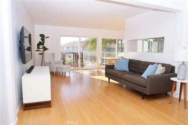 21703 Ocean Vista 201, Laguna Beach, CA 92651