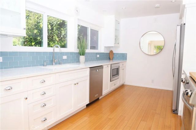 21703 Ocean Vista 201, Laguna Beach, CA 92651