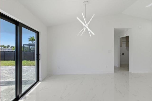 1906 NE 16th PL, Cape Coral, FL 33909